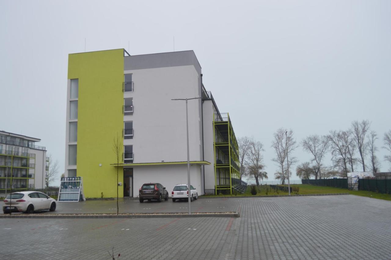 Apartmán Siofok Ezuestpart Granada 2 Koezvetlen Vizparti Apartman Exteriér fotografie
